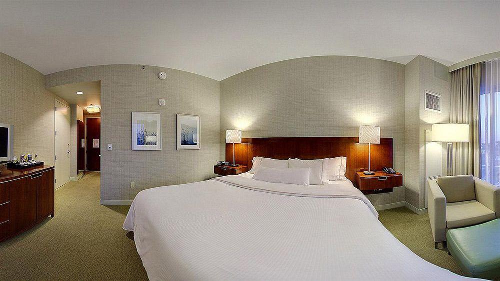 Готель The Westin Memphis Beale Street Екстер'єр фото
